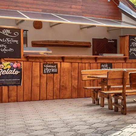 Horsky Hotel Rajska Bouda Malenovice  Екстериор снимка