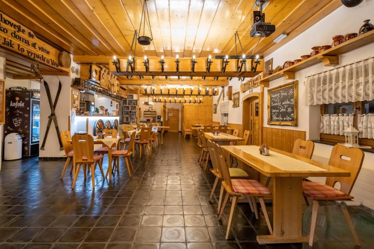 Horsky Hotel Rajska Bouda Malenovice  Екстериор снимка